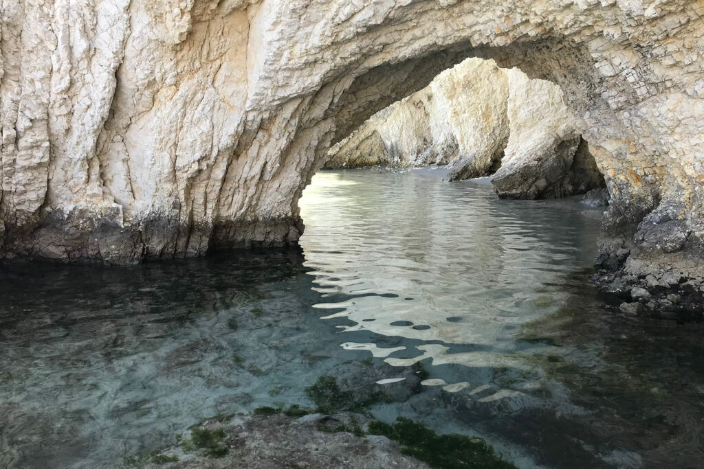 La spiaggia di Kalamia image-09