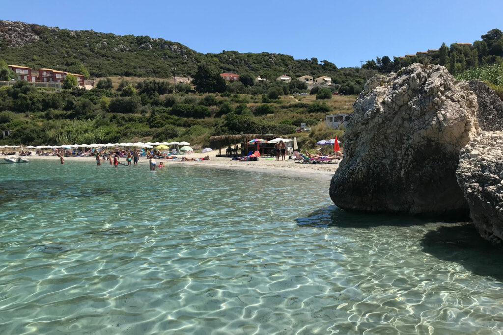 La spiaggia di Kalamia image-02