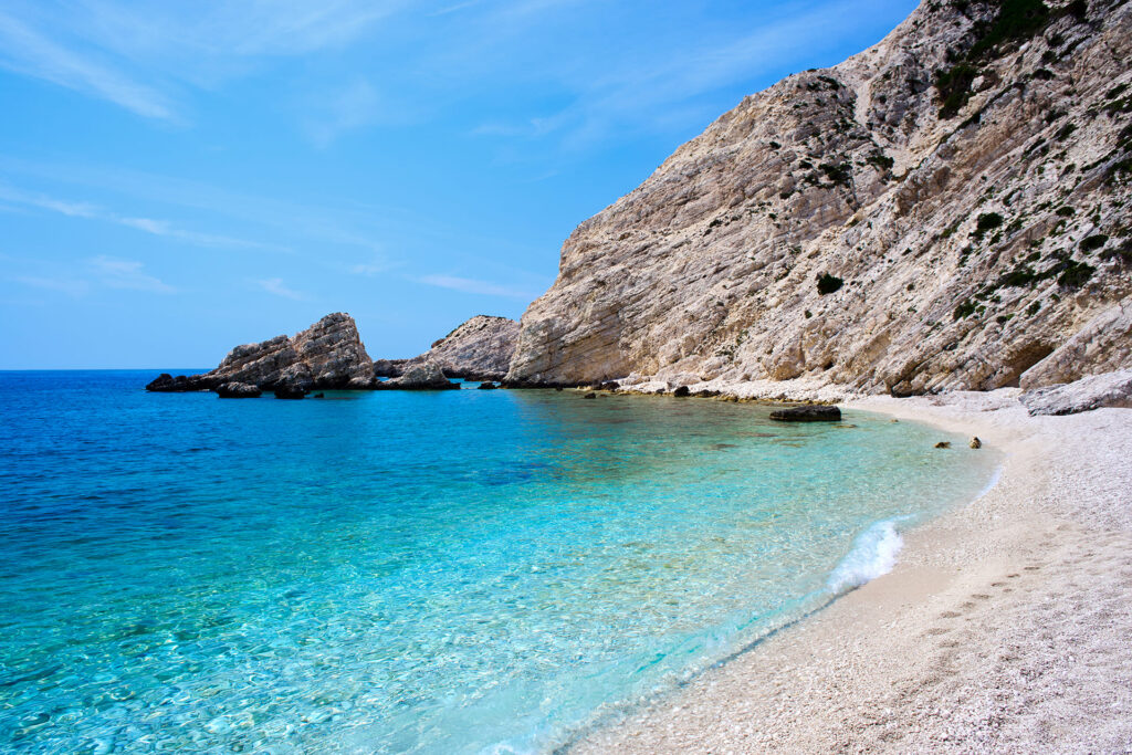 la-spiaggia-di-Petani-01