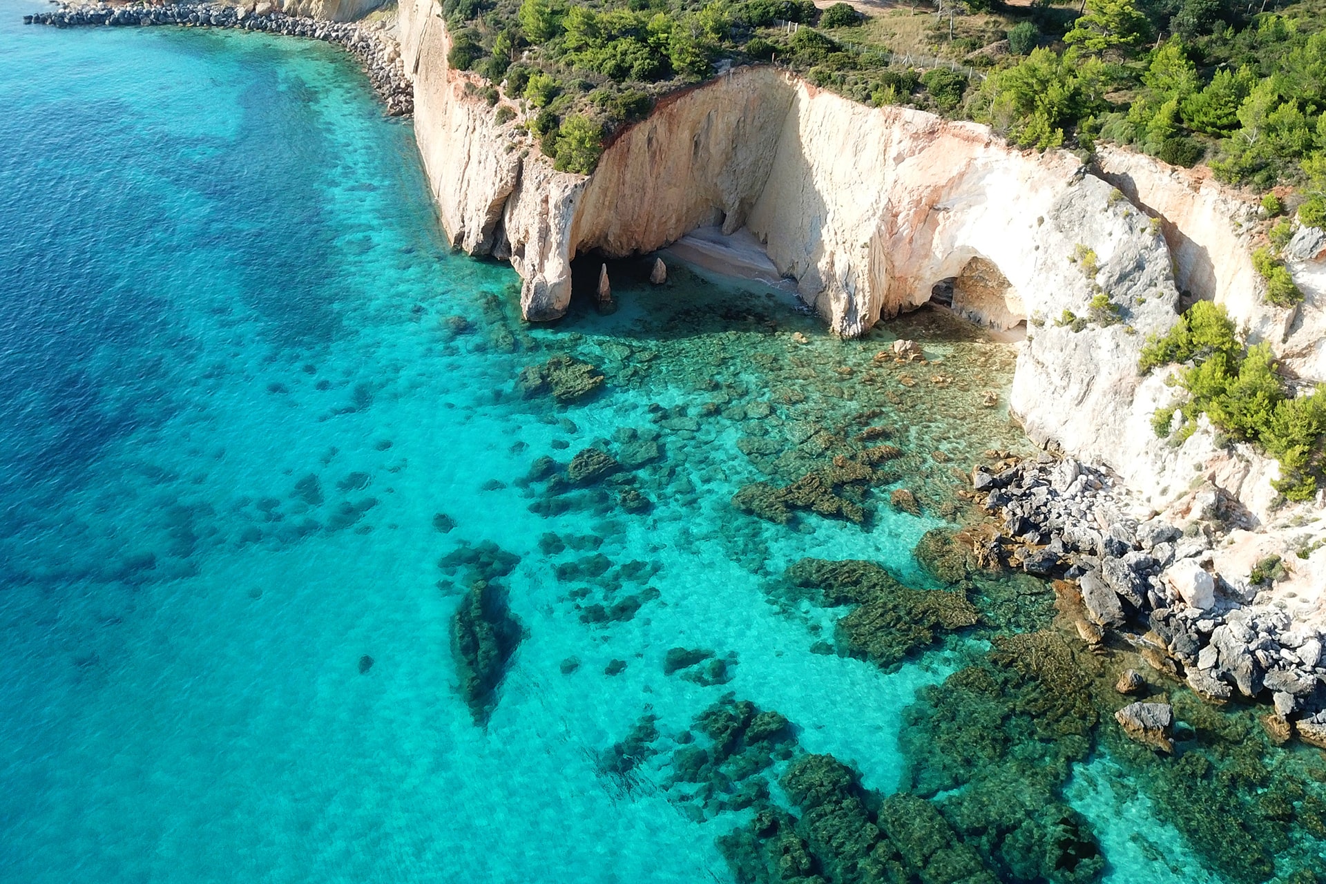 Escursione-in-barca-fai-da-te-a-Cefalonia-03-min
