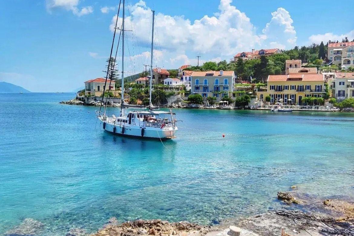 Scopri-Cefalonia-in-barca-a-vela-10-min